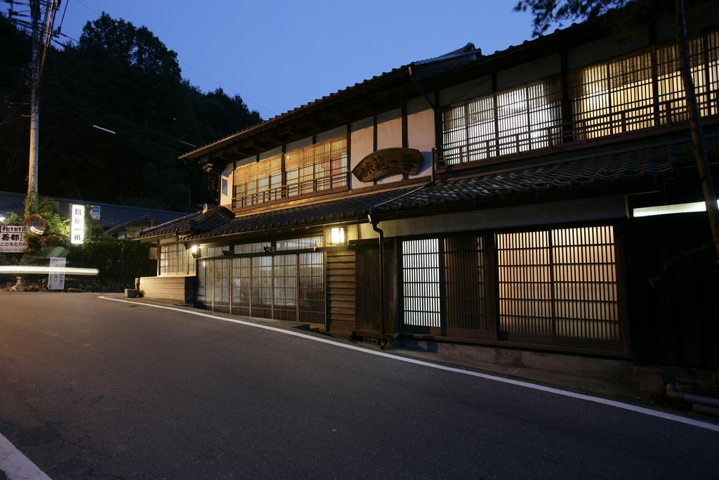 Oyo Hatago Ichiban Hotel Chichibu Exterior foto